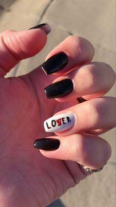 Nail Designs School Simple, Nail Design Ideas For Short Nails, Vans Nail Designs, Halloween Nails Paint, Cute Nail Ideas For Acrylics Short, Diy Black Nails, Music Nail Ideas, Cute Nails Inspo Short, Nailspo Short