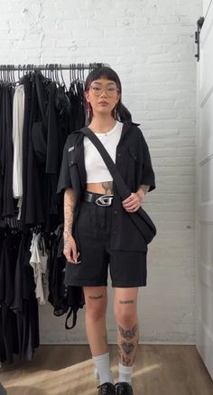 Gothic Outfits Casual Summer, Summer Goth Masc, All Black Outfits Summer, Soft Goth Outfits Summer, Summer Tom Boy Femme, Casual Goth Outfits Summer, Soft Masc Outfits For Women, Oversized Summer Outfit, Soft Masc Outfits