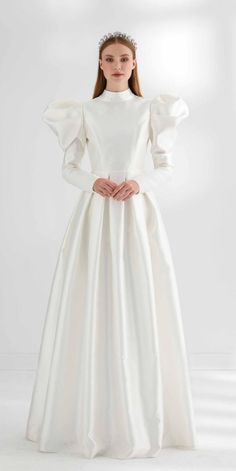 Wedding Kurung, Dress Soiree, Queen Wedding Dress, Muslimah Wedding Dress, Simple Wedding Gowns, High Neck Wedding Dress, Satin Wedding Gown