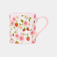 Cath Kidston Strawberry Cream Mollie Mug (BA) Strawberry Kitchen, Dreamy Design, Strawberry Decorations, British Home, Strawberry Cream, Cute Mug, China Cups, Style Savvy, Cream Background