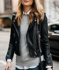 Leather Jacket Outfit Leather Jacket, Jeans Girl, Best Leather Jackets, Nyc Street Style, Leather Jacket Style, Summer Capsule Wardrobe