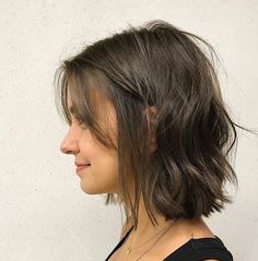 Wavy Bob Haircuts, Wavy Bob Hairstyles, Wavy Bob, Hair Inspiration Short, Short Hair Color, Hairstyles Haircuts