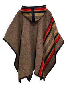 Poncho Men, Poncho Outfit, Adventure Outfit, Witchy Fashion, Ethnic Outfits, Poncho Style, African Men Fashion, African Clothing Styles, Cool Outfits For Men