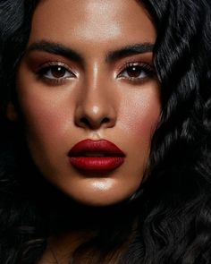 Light Red Smokey Eye Makeup, Bold Bridal Makeup, Beauty Shoot Editorial, New Makeup Trends, African Natural Hairstyles, Makeup Editorial, Party Makeup Looks, Red Lipstick Makeup