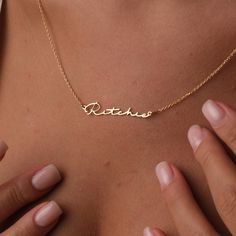 🌸 Custom Name Necklace - A Meaningful and Personalized Gift for Christmas Are you on the hunt for a unique and special piece of jewelry to make this Christmas unforgettable? Look no further; our custom name necklace is just what you're looking for! This elegant jewelry piece has been lovingly and meticulously crafted to serve as a statement and a heartfelt gift for the festive season. 🌸 Key Features: 🌸 Premium Material: Each name necklace is thoughtfully designed using high-quality [material] Silver Name Necklace, Gold Name Necklace, Custom Name Necklace, Personalized Christmas Gifts, Heartfelt Gifts, Christmas Jewelry, Christmas Fashion, Jewelry Silver, Christmas Gifts For Her