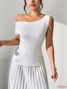 Sensual Needlework Top with Short Sleeves and Beading Elegant One Shoulder Tops For Summer, Elegant One-shoulder Top For Summer, Elegant One Shoulder Summer Tops, Elegant One-shoulder Summer Tops, Elegant One Shoulder Stretch Top, Elegant One-shoulder Stretch Top, Woman Sleeve, White Knit Top, Sleeveless Outfit