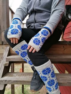 Wool Leg Warmers, Cold Weather Activities, Blue Cornflower, Always Cold, Weather Activities, Cozy Feeling, Bubble Envelopes, Estonia, Winter Outfit