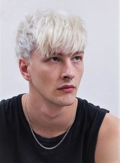 Bleach Hair Ideas, Young Mens Hairstyles, Men Room, Trending Hairstyles For Men, Icy Hair, Bleached Hair Men, Peach Hair Colors, Bleach Hair, Hair Color Underneath