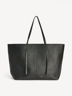 Abilla leather tote - Buy sfra-bmb-storefront-catalog online Modern Weekender Bag With Top Carry Handle For Errands, Modern Weekender Bag For Errands With Large Capacity, Modern Textured Leather Bags For Errands, Modern Weekender Bag With Leather Handles For Errands, Chic Weekender Bag With Leather Handles For Errands, Modern Textured Leather Weekender Bag, Elegant Weekender Bag With Handles For Shopping, Double Handle Weekender Bag For Errands, Weekend Escape