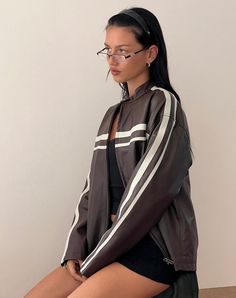 Retro Brown Outerwear With Zipper Closure, Classic Fall Outerwear With Contrast Stripes, Red Stripe, Girls Rock, A Button, Model Height, Chocolate Brown, Fashion Inspo Outfits, Thrift Store