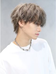 Textured Fringe Haircut Men Asian, Kpop Hairstyle Men, 2 Block Haircut Men, Kpop Mullet, Male Hair Ideas, Short Messy Hair, Hair Color Men, Hair Color For Men, Androgynous Hair