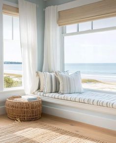 Colonial Beach House Decor, Timeless Beach House, Coastal Home Window Treatments, Classic Beach House Decor, Coastal Granddaughter Home, Small Beach House Interior, Weathered Wood Furniture, Style Hacienda, Costal Bedroom