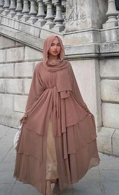 Dress With Hijab, Classy Vintage Outfits, Abaya Outfit, Open Abaya, Muslim Outfits Casual, Hijabi Fashion Casual