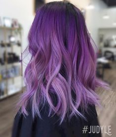 Purple Hair Melt, Dark Purple Into Light Purple Hair, Dark Purple To Light Purple Hair Ombre, Purple Melt Hair, Lilac Purple Hair Highlights, Dark Purple To Lavender Ombre Hair, Dark To Light Purple Ombre Hair, Light Purple Ombre Hair, Light Purple Balayage