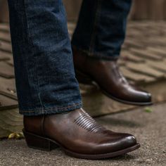 Men's Frontier Cowboy Boot In Black Full-Grain Leather - Thursday Western Pattern, Thursday Boots, Western Boot, Business People, Cowboy Boot, Western Cowboy Boots, Goodyear Welt, Leather Gloves, Leather Interior