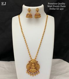 Chain Lockets Gold For Women, Latest Gold Haram Designs Indian, Long Gold Chain Designs For Women, Necklace Set Indian Bridal Jewelry, Indian Brides Jewelry, Trendy Silver Jewelry, Fashion Jewelry Necklaces Gold, Simple Necklace Designs, Gold Haram