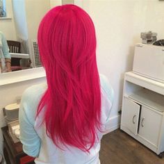 Pinkish Red Hair, Light Red Hair Color, Light Red Hair, Straight Wavy Hair, Dye Ideas