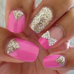 30+ Unique and Beautiful Glitter Nail Polish Ideas Bow Nail Designs, Bow Nail Art, Nails With Glitter, Unghie Nail Art, Natural Nail Art, Nagel Tips, Gold Nail, Her Nails, Nail Art Wedding