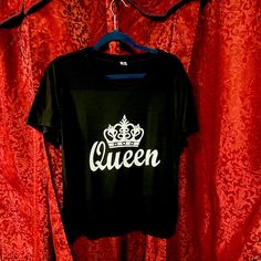 Never Worn Queen T-Shirt. Pre-shrunk Black Graphic Tee, Queen Tshirt, Tshirt Colors, Black Tshirt, Womens Tops, Tops & Tees, Queen, T Shirt, Women Shopping