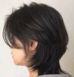 Asian Mullet Haircut, Mullet Wolfcut Short, Mullet Haircut For Short Hair, Wolf Mullet Haircut Short, Mullet X Wolfcut Haircut, Wolfcut And Mullet, Wolf Cut Hair Short Mullet Style, Short Hairstyles Mullet