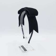 "Black velvet hair bow or headband retro motivated style double-faced velvet bow headband -- horizontally layered bow barrette --stand vertically but tails are falling each hair bow has elongated tails hair bow length on a headband: 11.02\"=28 cm length of hair bow on hair barrette: 9.05\"=23 cm --------------------------------- if your address is other than U.S. and gets automatic free shipping, please click below and buy a shipping listing. U.K., Canada, Australia, and other country customers Velvet Hair Bow, Layered Bow, Black Hair Bows, Black Velvet Bow, Bow Barrette, Mesh Bows, Retro Hair, Bow Headband Hairstyles, Velvet Hair