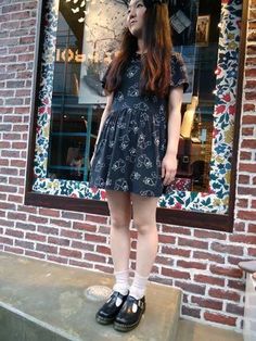 T Strap Mary Janes Outfit, Dr Martens Shoes Outfit, Doc Marten Mary Janes, Doc Martens Outfits, Martens Outfit