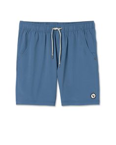 One short for every sport, the Kore Shorts have a classic athletic fit, falling just above the knee with an anywhere and everywhere versatility. This option is great for guys who love our traditional Kore Short but don’t want the built-in liner. | Vuori Kore Unlined Shorts | Nautilus | Medium Vuori makes premium performance apparel inspired by the active Coastal California lifestyle; an integration of fitness, surf, sport, and art. Breaking down the boundaries of traditional activewear, we are a Coastal California, California Lifestyle, Performance Outfit, Nautilus, New Perspective, Athletic Fits, Athletic Shorts, Above The Knee, Boundaries