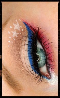 Patriotic Makeup Eye, Red White And Blue Makeup, White And Blue Makeup, Patriotic Makeup, July Makeup, 4th Of July Makeup, Usa Makeup, Blue Makeup Looks, Cute Eye Makeup