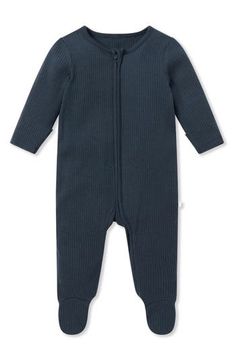 Dress baby in the breathable comfort of this thermoregulating footie secured with a two-way front-zip closure to make diaper changes a breeze. Two-way front-zip closure 67% viscose, 28% organic cotton, 5% elastane Machine wash, tumble dry Made in Turkey Help Baby Sleep, Gray Label, Nature Baby Shower, Organic Fabric, Baby Pajamas, Organic Fabrics, Baby & Toddler Clothing, Unisex Baby, Baby Romper