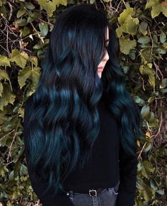 Dark Green Hair, Brown Hair Shades, Vivid Hair Color, Cute Hair Colors, Dark Brown Hair Color, Beautiful Hairstyles, Girl Things, Hair Dye Colors, Pretty Clothes