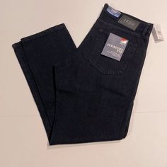 New Mens Izod Black Denim Jeans With Tag Size 32 X 30 Slim Straight Fit They Sit Below The Waist Slim Fit Through The Seat And Thighs Color On Tag: Black 5 Pocket Beltloops Made Of 100% Cotton And Machine Washable Thanks For Checking It Out! ***Please No Trades Or Modeling Requests*** ***For Serious Offers Please Use The “Offer” Button Option. I Do Not Negotiate Offer Prices Via The Comments Section*** D17 Straight Denim Jeans, Straight Fit Denim, Denim Jeans Men, Dark Blue Jeans, Black Denim Jeans, Straight Fit Jeans, Slim Straight Jeans, Relaxed Fit Jeans, Slim Waist