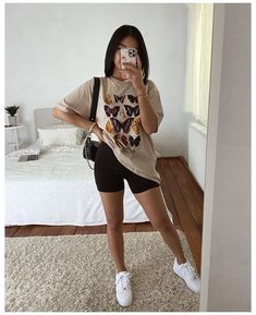 Mode Coachella, Casual Sporty Outfits, Summer Workout Outfits, Biker Outfit, Summer Shorts Outfits, Legging Outfits