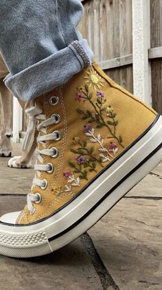 Embroider Converse High Tops, Yellow Converse Embroidery, Flower Embroidered Converse, Embroidered High Tops, Embroidered Converse Low Top, Mushroom Converse