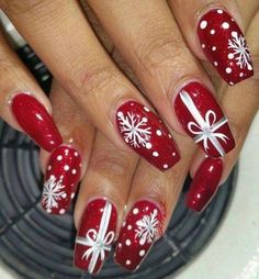 Christmas Present Nail Art, Christmas Present Nails, Art Is, Christmas Nail Art Easy, Holiday Nail Designs, Fancy Nails Designs, Cute Christmas Nails, Christmas Nails Easy, Christmas Gel Nails