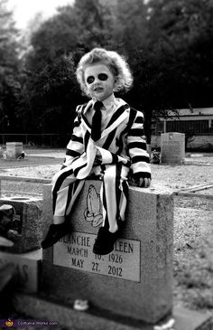 Beetlejuice Halloween Costume, Diy Costumes Kids Boys, Beetlejuice Halloween, Halloween Costumes For 3, Homemade Costume, Diy Kostüm