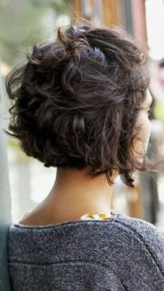 ✂️ Short Haircuts For Wavy Thick Hair, Short Hair Cuts For Thick Wavy Hair, Short Thick Wavy Hair, Wavy Short Bob, Hairstyle Ideas For Short Hair, Prom Hairstyle Ideas, Short Curly Bob Hairstyles, Short Wavy Haircuts, Prom Hairstyle