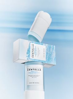 WHAT IT IS: A sunscreen that blocks UV rays, while simultaneously hydrating the skin. Leaves skin with a moisturized, silky finish. KEY INGREDIENTS: Our unique combination of Centella Asiatica Extract and Hyaluronic Acids simultaneously heals and hydrates the skin. HOW TO USE: As the last step of your skincare routine, apply evenly to areas exposed to UV rays. Cleansing Powder, Madagascar Centella, Ayurvedic Healing, Eyebrow Eyeshadow, Turmeric Root, Acne Blemishes, Cleansing Oil, Face Sunscreen, Combination Skin