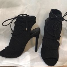 Never Worn Forever 21 Booties. True To Size. Forever 21 Spring Evening Heels, Trendy Spring Heels For Going Out, Forever 21 Heels For Night Out In Spring, Forever 21 Shoes, Shoes Heels Boots, Shoes Women Heels, Heeled Boots, Forever 21, Shoes Heels