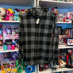 Super Rad Black And Grey Flannel From Aeropostale! This Is A Unisex/Men's Small! Brand New With Tags Still Attached! It's So Soft And Cute, But I Just Still Haven't Worn It, So It Needs A New Home! Details From Their Site: Woven Flannel Plaid Pattern Buttoned Chest Pocket Rounded Hem Buttoned Placket | Fold-Over Collar 100% Cotton Machine Wash/Dry Black Flannel Shirt With Button Closure, Black Button-up Casual Flannel Shirt, Black Casual Flannel Shirt For Everyday, Aeropostale Shirts, Grey Flannel, Buffalo Check, Plaid Flannel, Plaid Pattern, Casual Shirts For Men