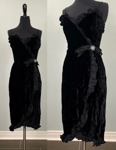 "B E S T  F I T  Suggested Size: 0/2  Please check measurements below to ensure the best possible fit.    D  E  S  C  R I  P  T  I  O  N    *Black velvet wrap cocktail dress  *Ruffle detail along edges  *Black ribbon bow at left side hip  *V-neckline  *Spaghetti straps  *There is no stretch to the fabric  *Wrap construction  *Boning in bodice  *Snap, fastener, and hook & eye at waistline  *Below the knee length  *1980s era   D  E  T  A  I  L  S    * Fabric: No label - Velvet  * Care: No label - Formal Alternative Outfit, Insane Fashion, 80s Cocktail Dress, Velvet Pencil Dress, Party Fits, School Dances, Alternative Outfits, Gothic Style, Goth Outfits