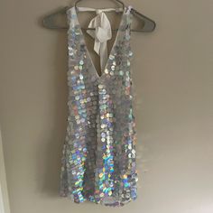 Silver Bella Barnett Sequin Dress Size Medium New With Tags Summer Disco Sequin Dress, Summer Disco Sequin Cocktail Dress, Spring Disco Mini Dress For Night Out, Sequin Mini Dress For Beach Parties, Sleeveless Disco Sequin Dress For Spring, Sequined Mini Dress For Beach Party Season, Spring Sleeveless Disco Sequin Dress, Summer Disco Style Cocktail Sequin Dress, Sleeveless Sequin Beach Dress For Summer