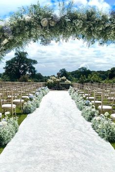 An Image of beautiful Country Garden wedding flowers down an isle with the title “Country Garden Collection” these are faux wedding flowers from award winning Peony Faux Flowers Aisle Flowers, Floral Runner