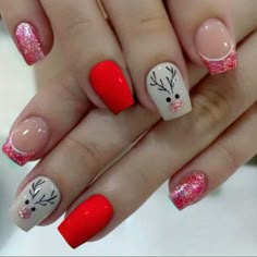 New Christmas Theme Reindeer Theme Nails Length: Short Square Includes 24 Nails To Ensure Fit Nails Only Check Out My Closet For More Nails Ballet Nails, Festive Nail Art, Nail Art Salon, Nagel Tips, Hari Valentine, Nail Type, Festival Nails, Stick On Nails, Nailed It