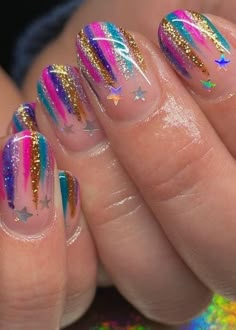 Fireworks Nails Design New Years, New Years Nails Colorful, Celebration Nail Designs, January Bday Nails, Colorful New Years Nails, New Years Nails For Kids, Disco Nail Ideas, Birthday Manicure Ideas, Fireworks On Nails