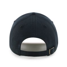 This New York Yankees Baseball Hat - black is a perfect blend of style and comfort. Features the color black with ‘NY’ written on it that goes well with most outfits. With an adjustable back tuck and side strap for a customizable fit, it is more than just a hat, it's your go to accessory. Whether it’s an outing with friends or a weekend trip, rock this hat the way you like. Back Tuck, New York Yankees Baseball, Nfl San Francisco, Yankees Baseball, Mesh Hat, Team Jersey, Weekend Trip, Houston Astros, San Francisco 49ers