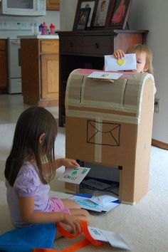 DIY cardboard mailbox Diy Cardboard Toys, Carton Diy, Indoor Crafts, Cardboard Creations, Ikat Bag, Cardboard Box Crafts, Cardboard Toys, Funny Toys, Community Helpers