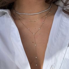 A simple chain adorned with gold links, makes for a great layering necklace. Simple Stacked Necklaces, How To Layer Necklaces, Long Necklace Outfit, 2023 Clothes, Simple Chain, Gold Necklace Layered