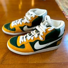 ** Rare ** Vintage Nike Terminator High Seattle Supersonic Sonics 71 Edition (2004) Us 9 No Box Check Pictures For Condition Worn Twice (Like New) Green High-top Custom Sneakers For Sports, Retro Mustard Low-top Sneakers, Yellow Custom Sneakers With Gum Sole For Sports, Green Mid-top Custom Sneakers For Sports, Yellow Sporty Skate Shoes With Gum Sole, Yellow Mid-top Sporty Basketball Shoes, Sporty Yellow Mid-top Basketball Shoes, Yellow Sporty Sneakers With Gum Sole, Retro Custom Sneakers For Sports