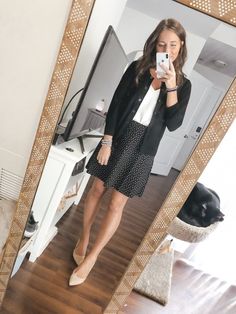 TEACHER OUTFIT IDEAS! | SIMPLY LAUREN ROSE Teacher Looks, Teacher Outfit Ideas, Teacher Dresses, Many Outfits