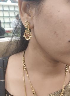 Thadu Designs Gold, Black Beads Ear Rings Gold, Ear Rings Gold, Papidi Billa, Gold Jewelry Prom, Gold Earrings For Kids, Gold Temple Jewellery, Black Beads Mangalsutra Design, Gold Earrings Models